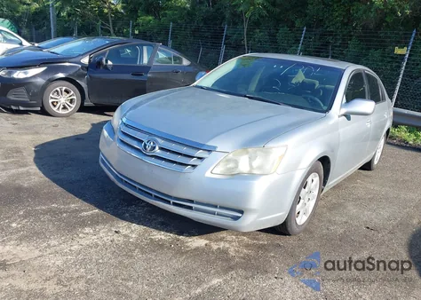 2006 Toyota Avalon Xl z USA, uszkodzony, nr VIN 4T1BK36B56U079269